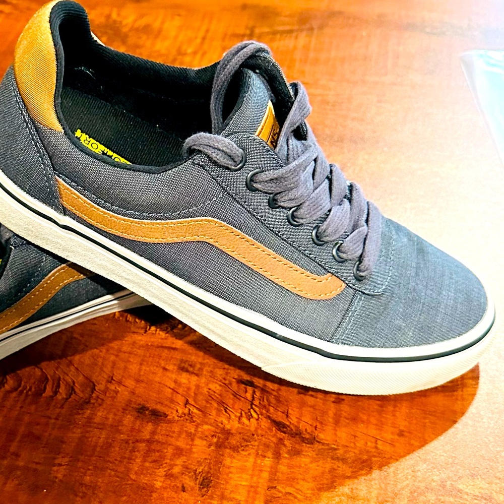 Vans Old School Gray and Brown 8.5 Men’s